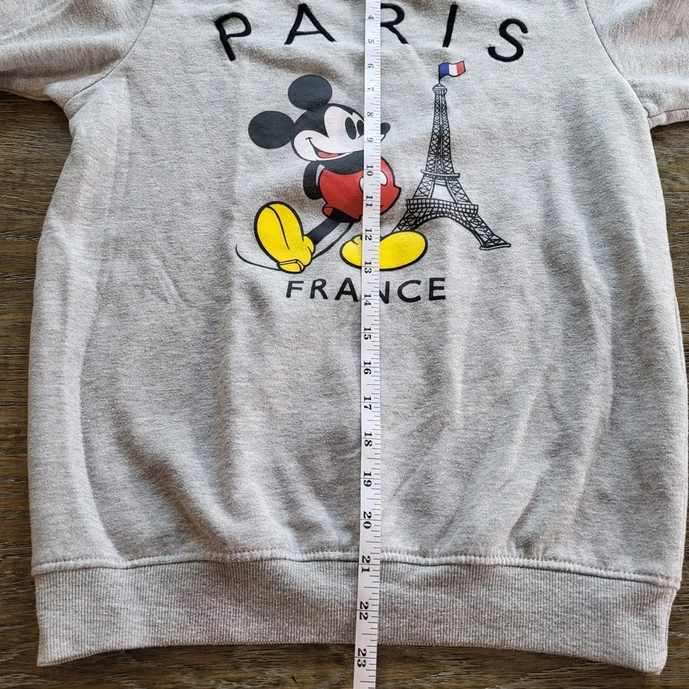 Disney Mickey Mouse Paris France Sweatshirt Gray Eiffel Tower Graphic Mens M